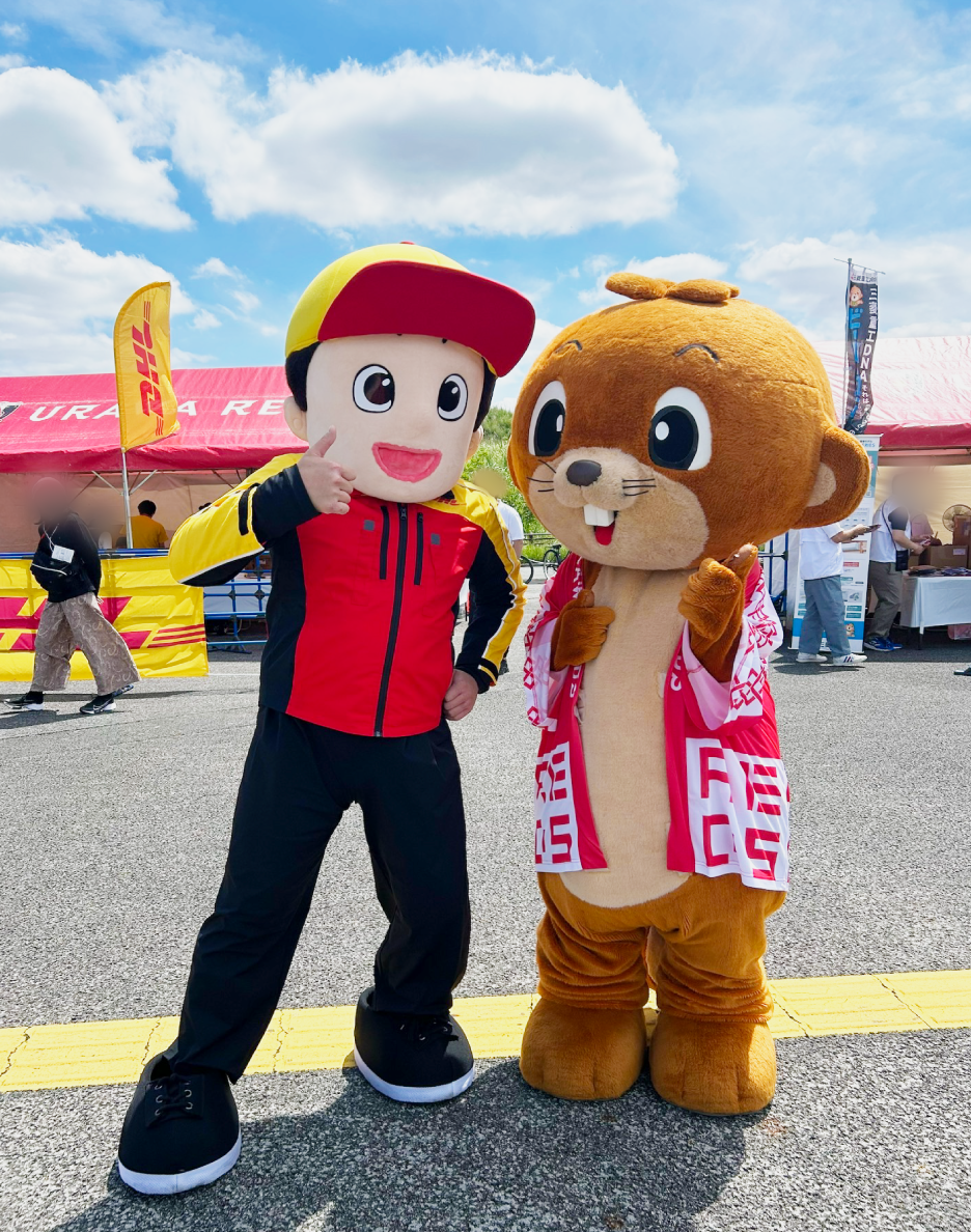 DHLブースでのビーバーくん